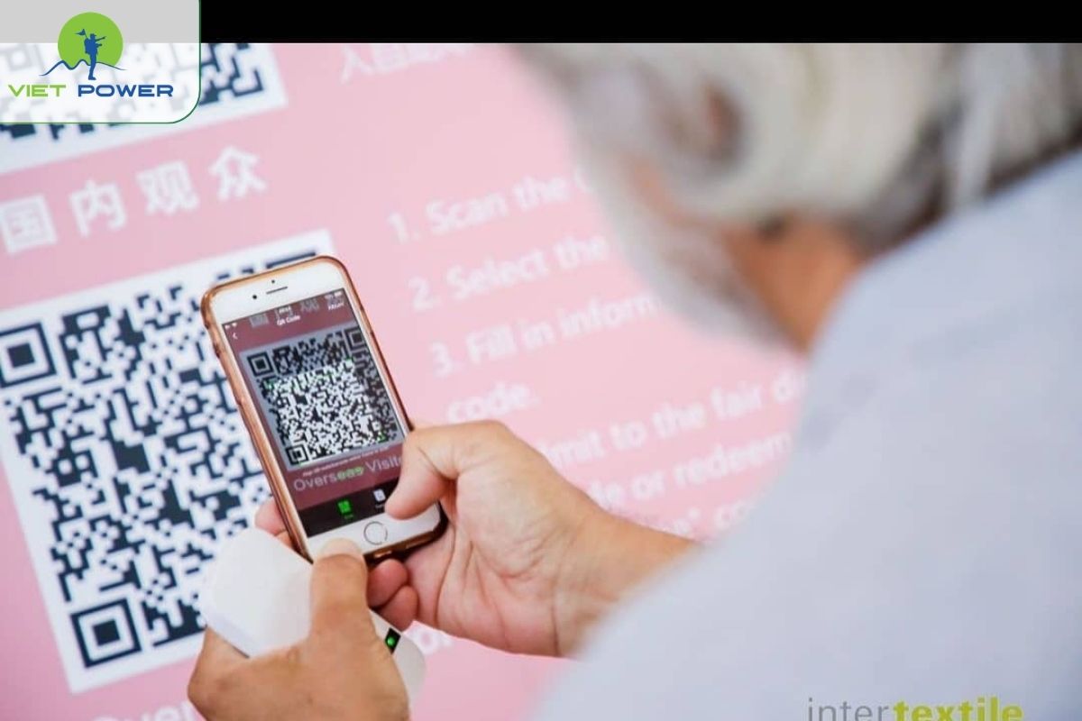 Vào cổng bằng e-badge