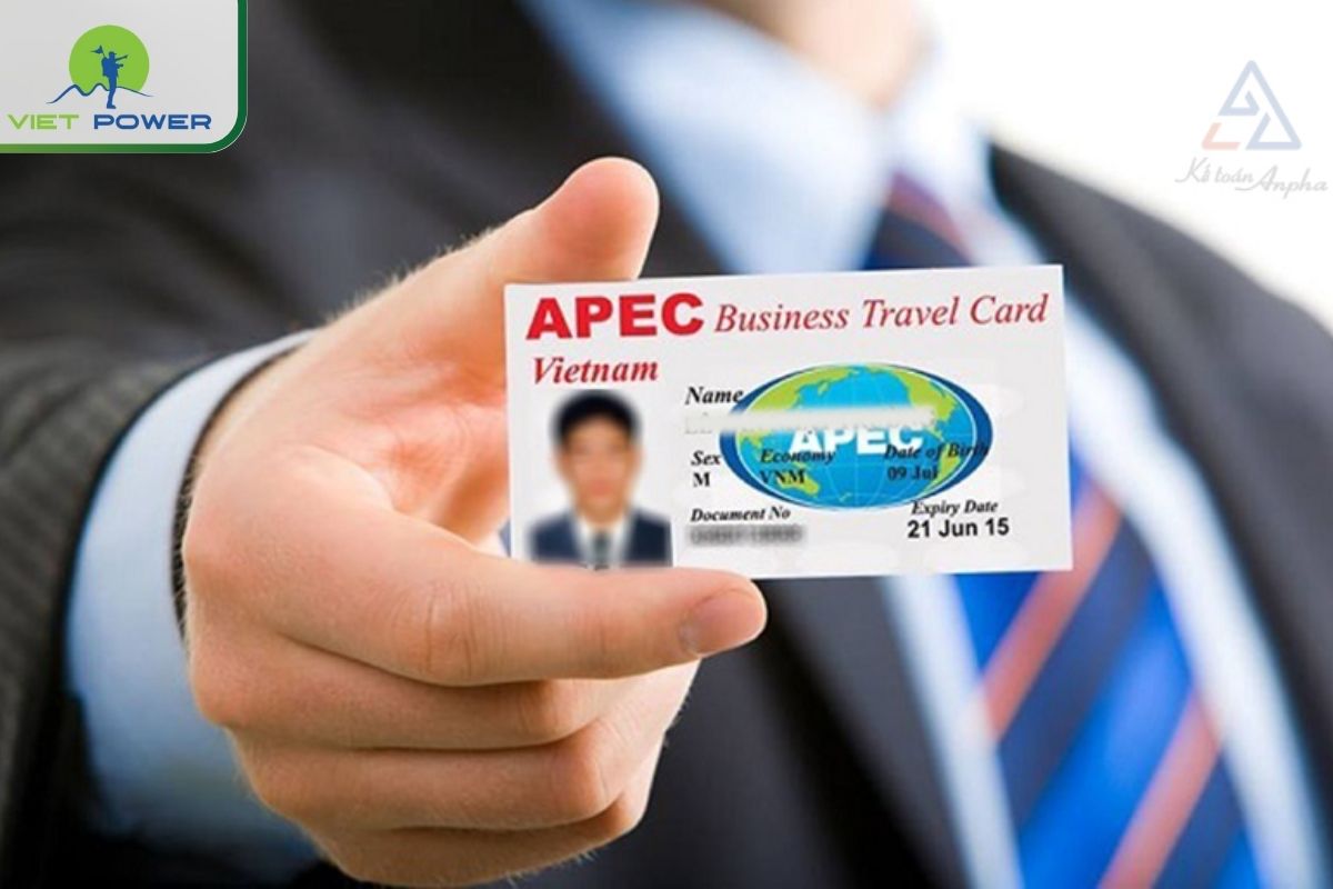 Có thẻ APEC còn hiệu lực, mặt sau có Trung Quốc