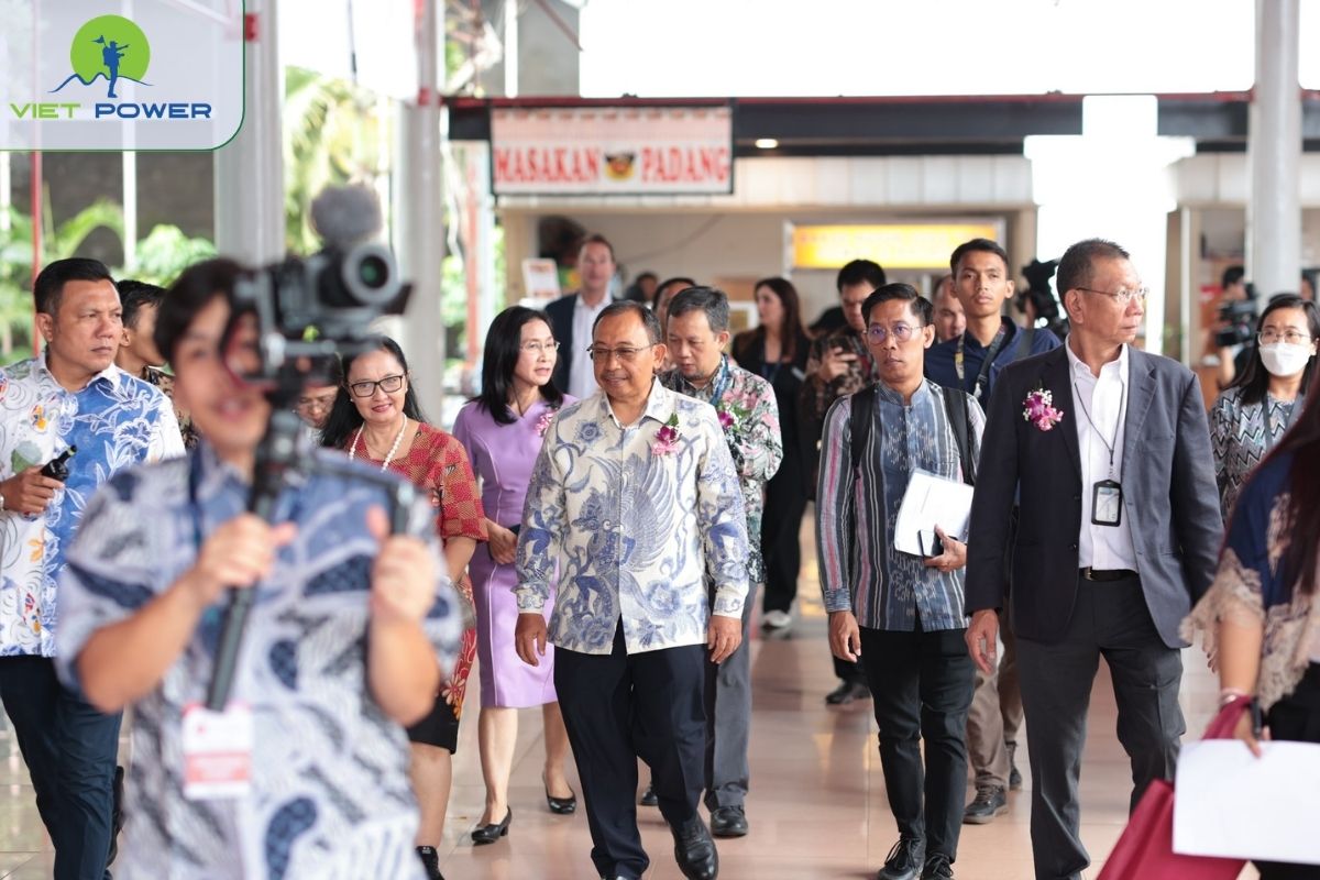 Nên Đi Tự Túc Hay Theo Tour Để Tiết Kiệm Chi Phí?