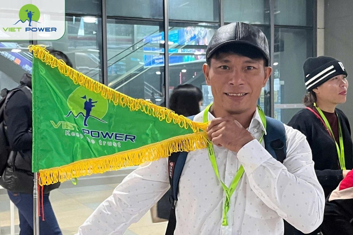 Nên Đi CBFE Tự Túc Hay Theo Tour?