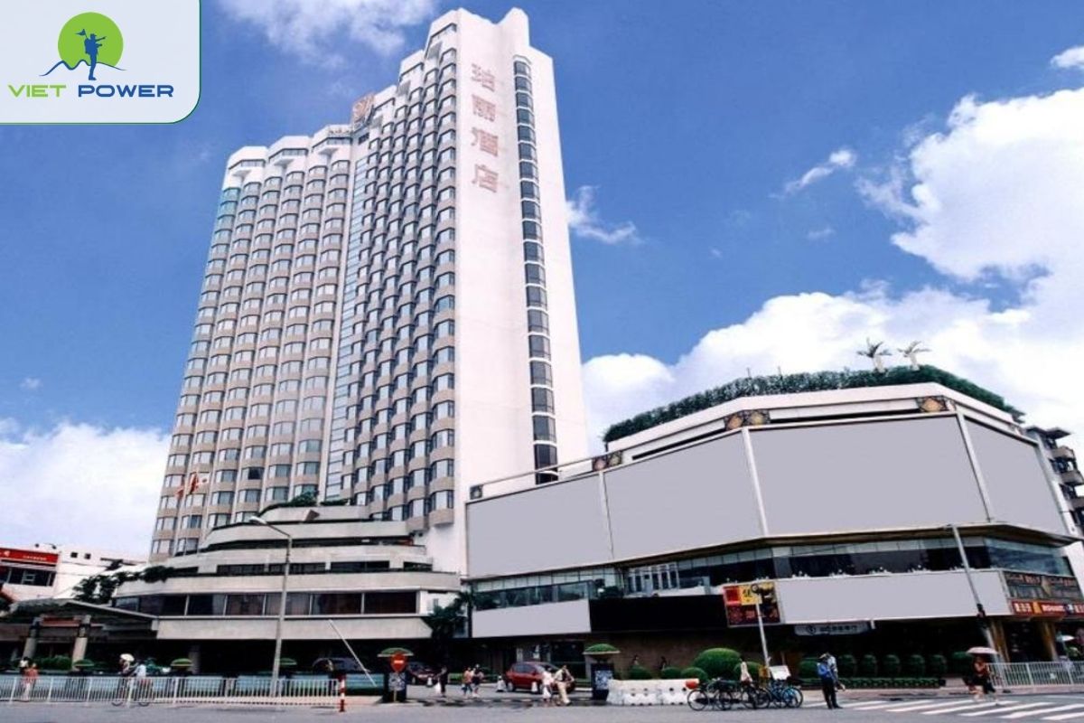 Rosedale Hotel & Suites