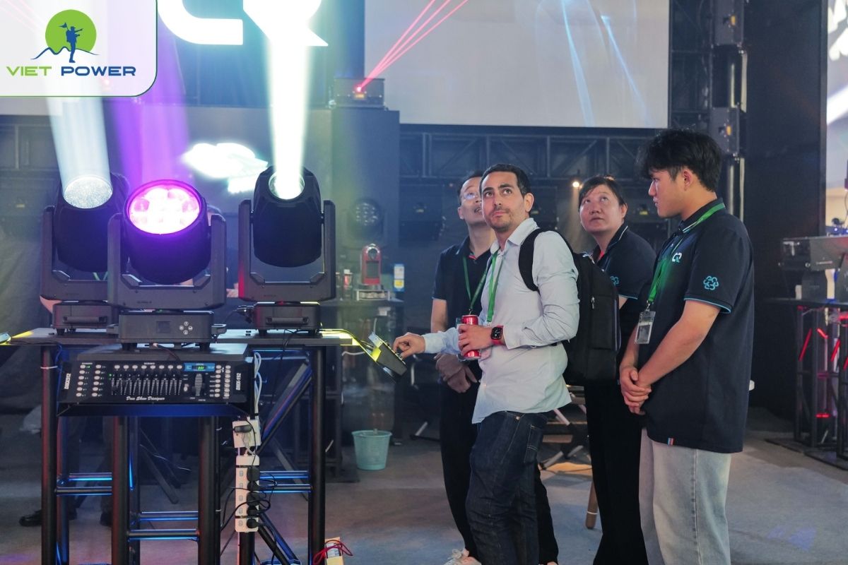 Hệ Thống Ánh Sáng Sân Khấu Và Công Nghệ Trình Diễn