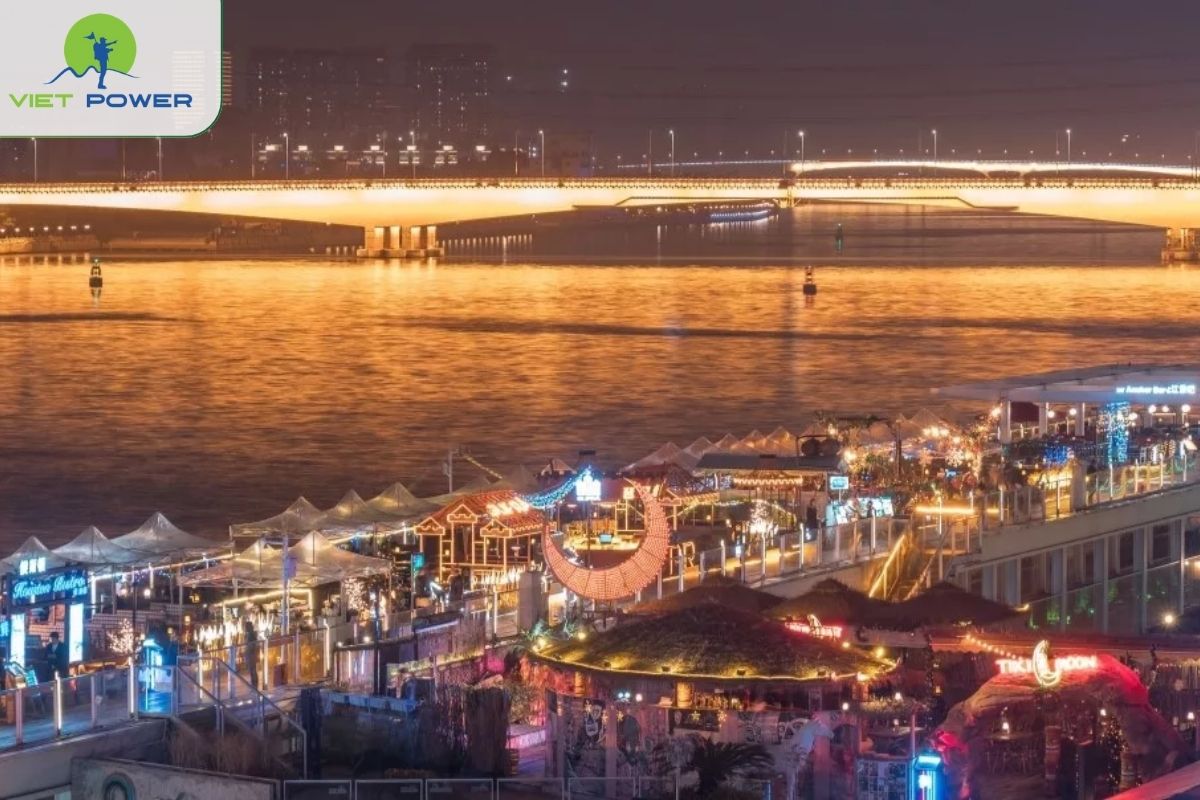 Zhujiang Party Pier (琶醍)